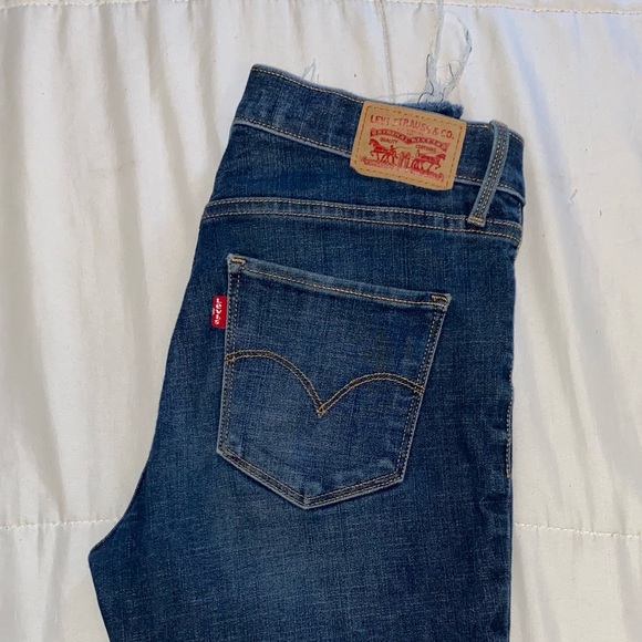 Levi’s 311 Shaping Skinny Jeans - Picture 3 of 4